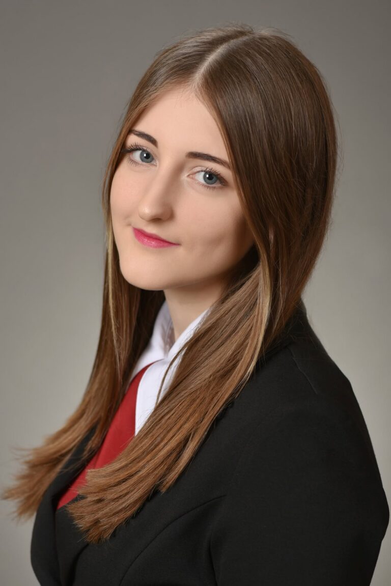 Mészáros Ildikó 12.B
