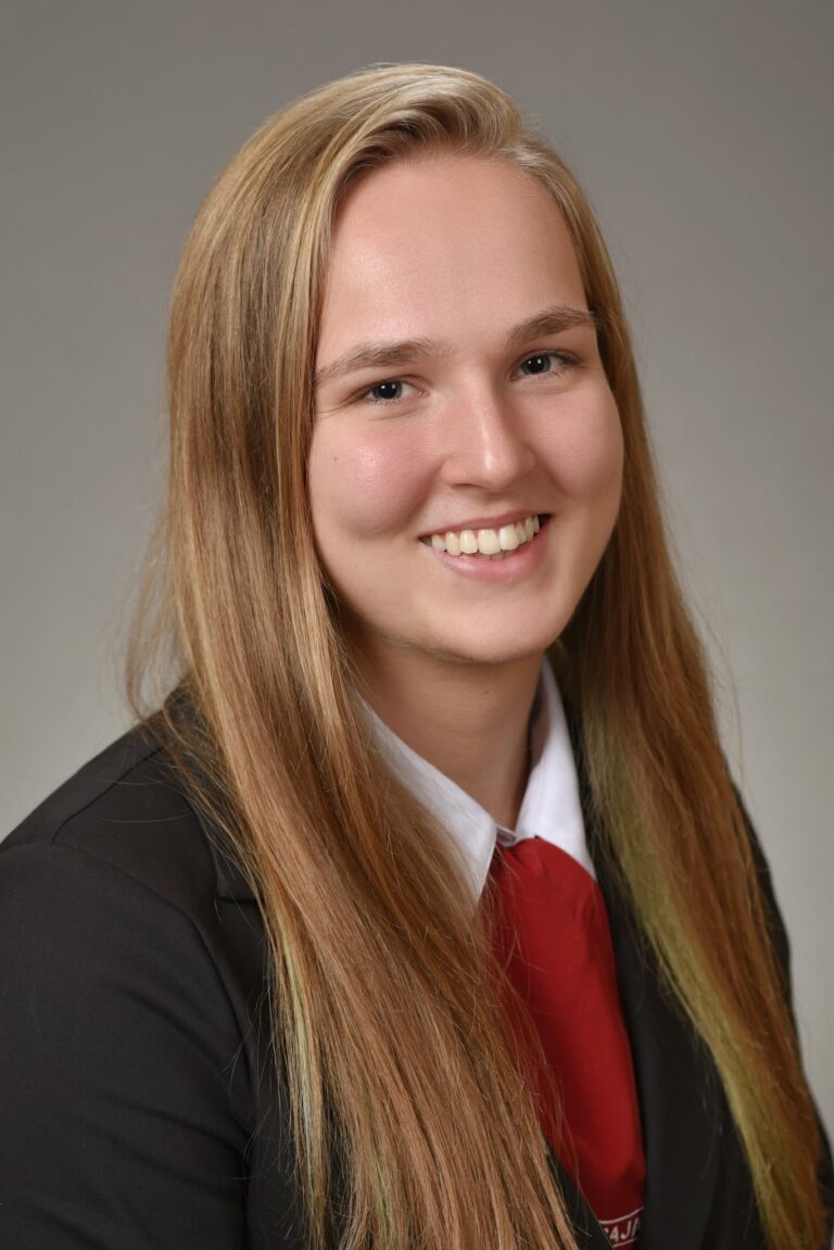 Rácz Fanni Judit 12.A