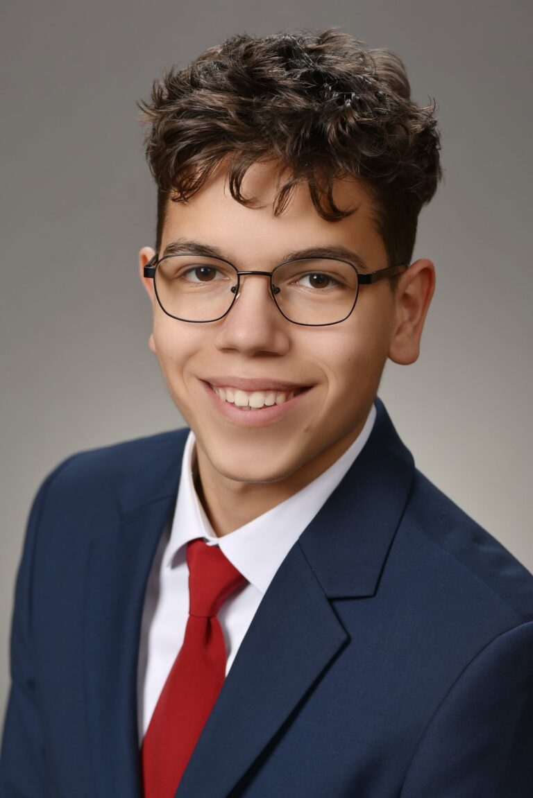 Barabás Áron 12.D