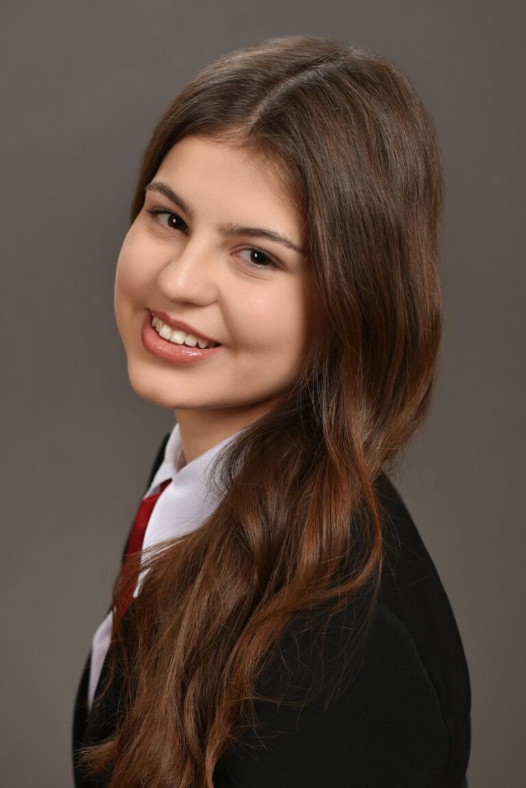 Repáruk Ildikó 12.D