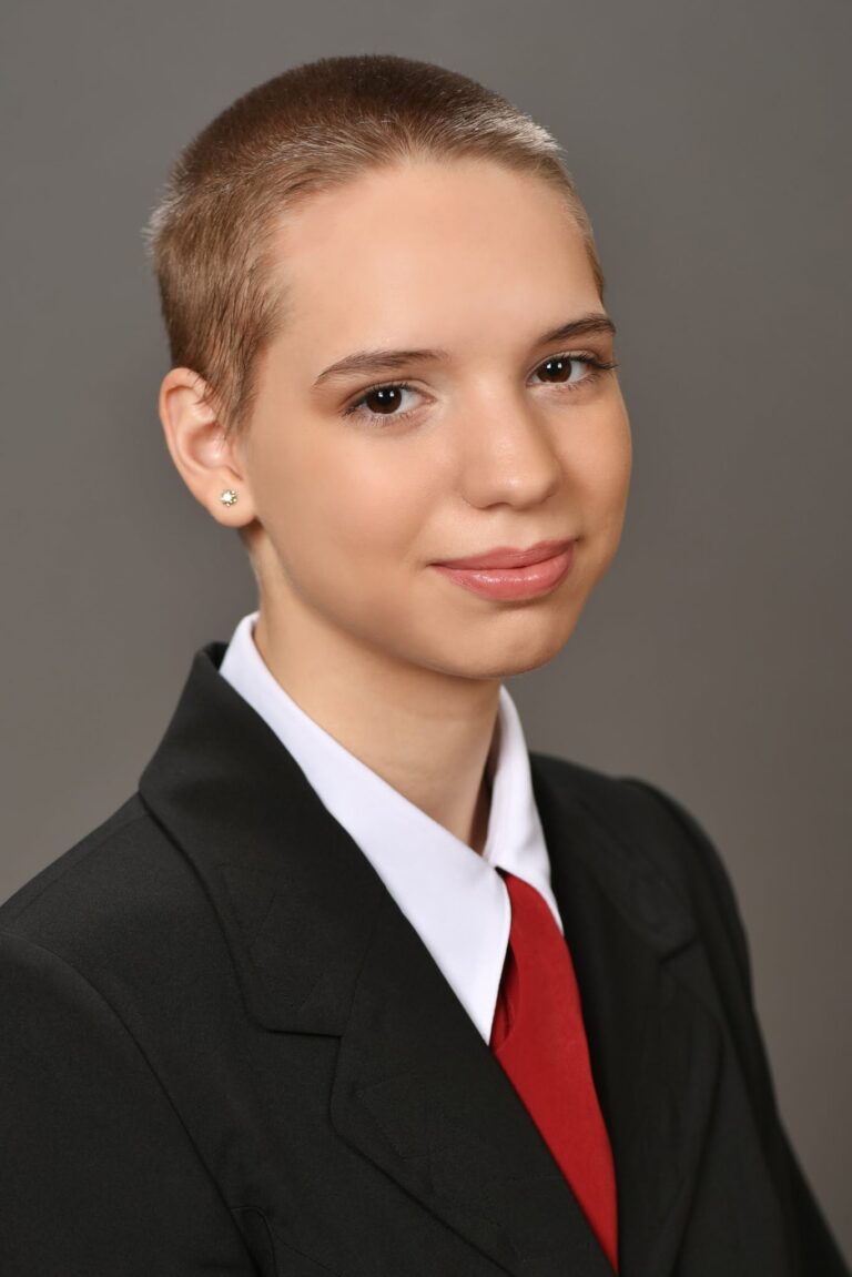 Csóka Bíborka 12.B